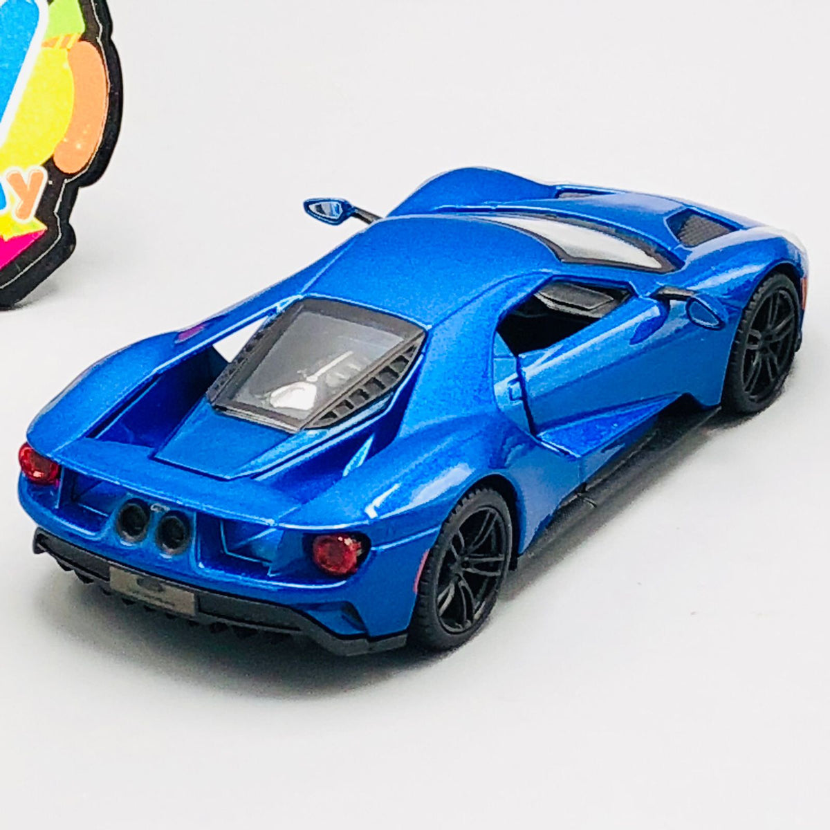 Bburago 1:32 Diecast 2017 Ford GT