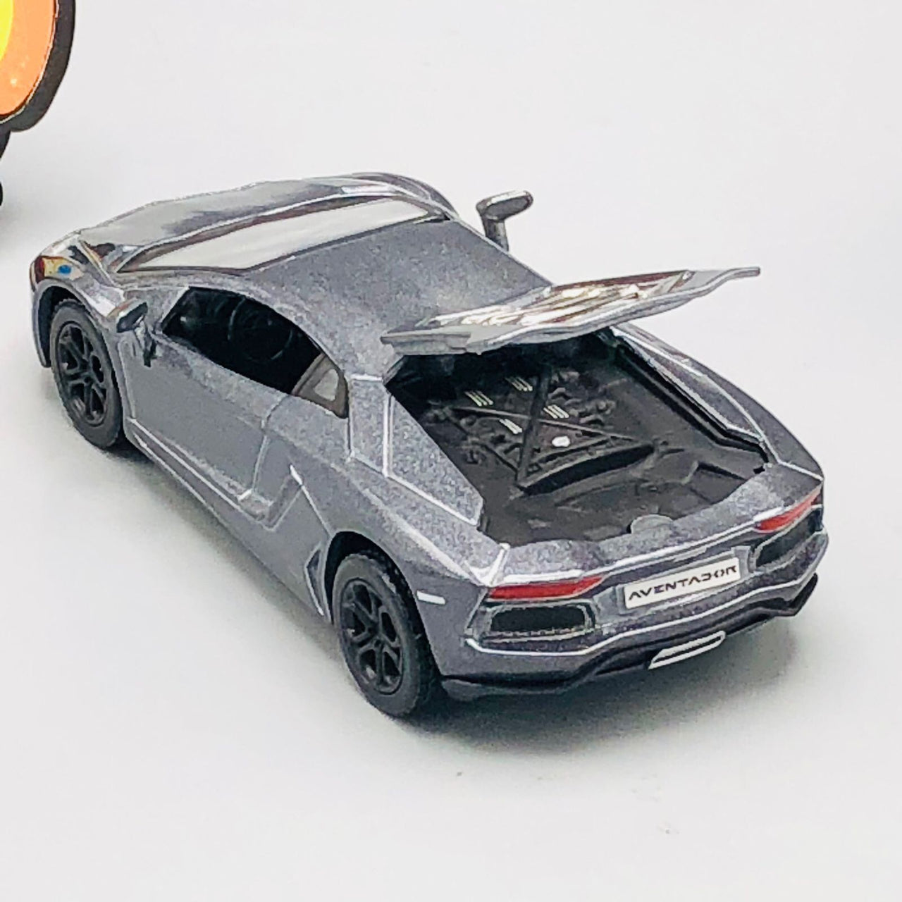 Maisto 1:43 Diecast Lamborghini Reventon Collection