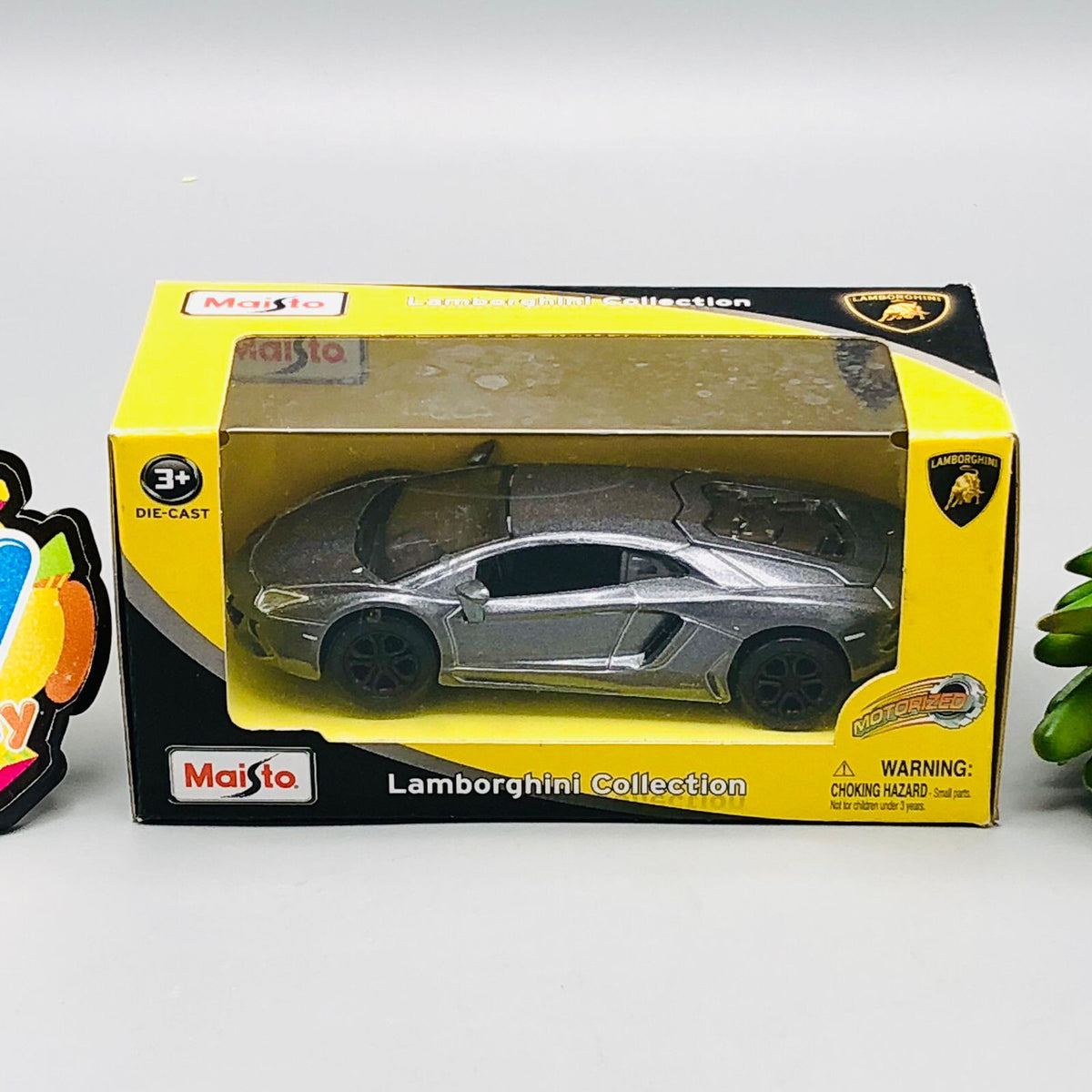 Maisto 1:43 Diecast Lamborghini Reventon Collection