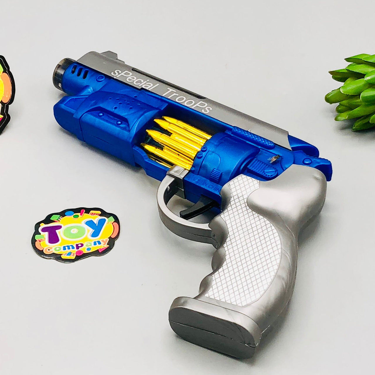 Electric Light & Sound Combat Gun