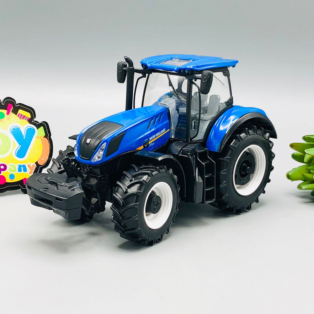 Bburago 1:32 Diecast Holland Tractor With Trailer
