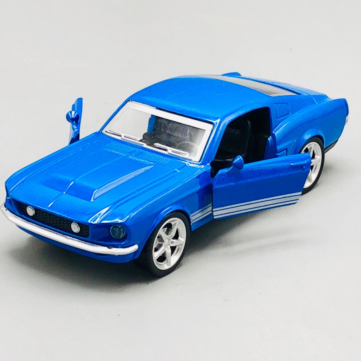 1:40 Diecast Ford Mustang Shelby GT