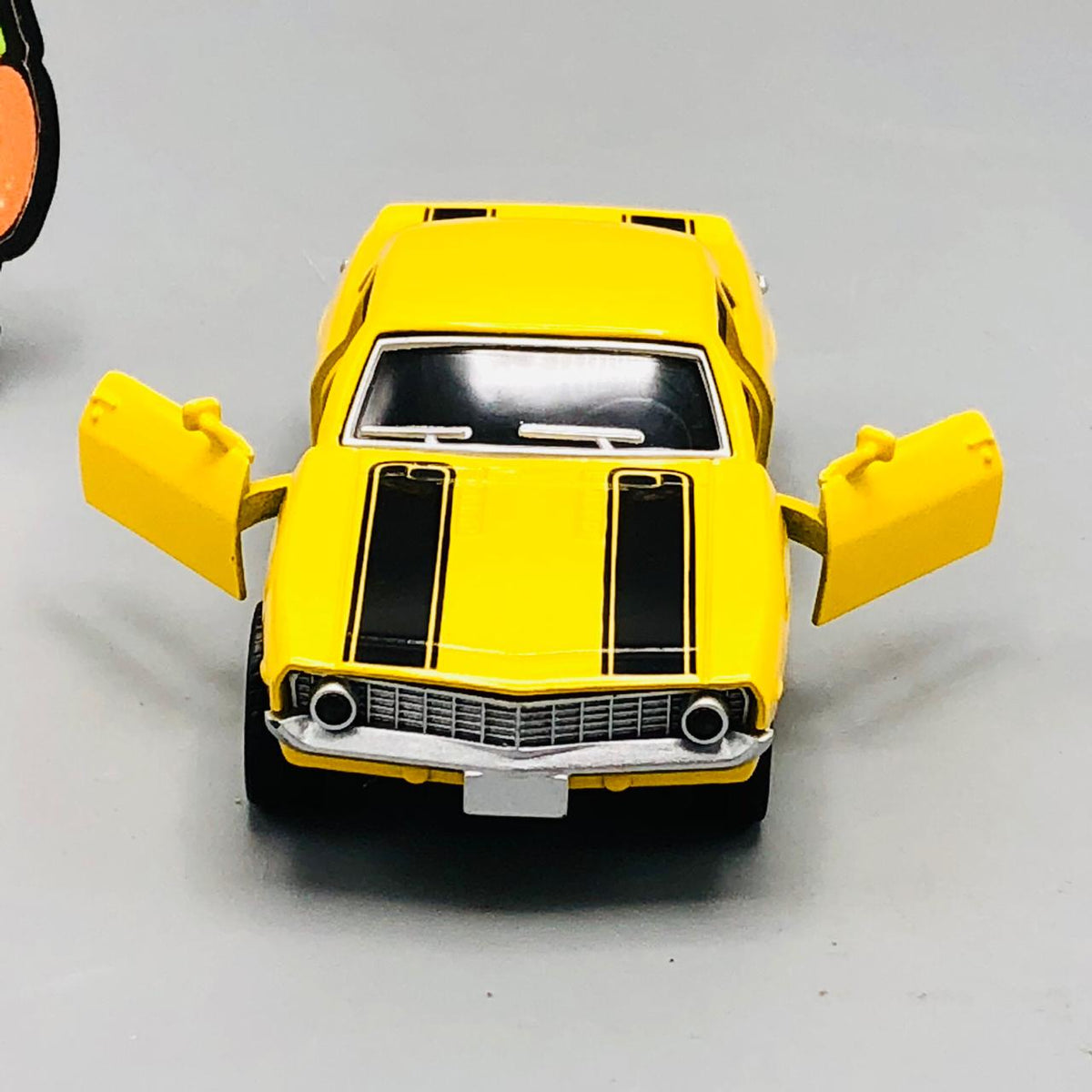 1:40 Diecast Chevrolet Camaro Model Car