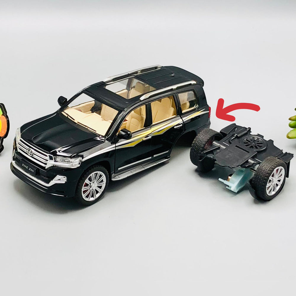 Diecast 1:24 Scale Land Cruiser V8 - Major Fault