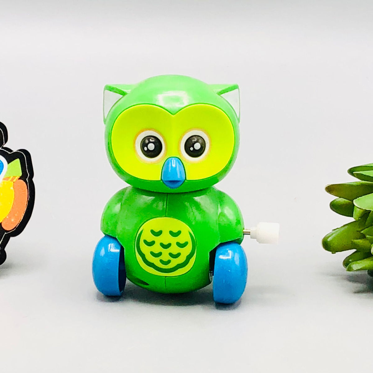 Friction Wind-Up Owl