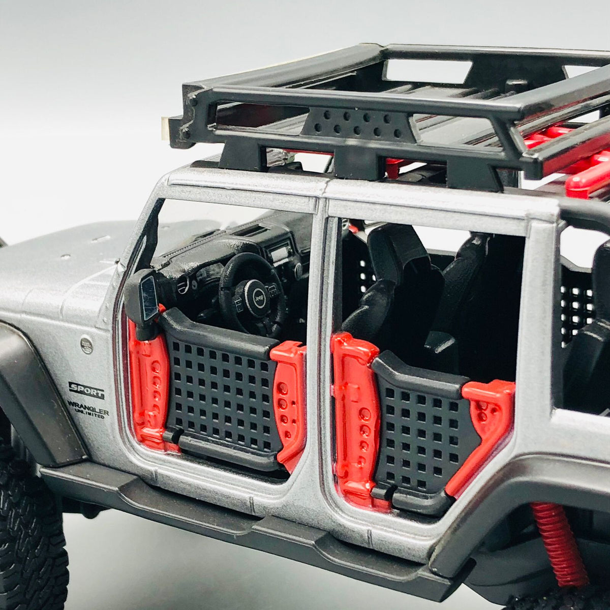Maisto 1:24 Diecast 2015 Jeep Wrangler Unlimited