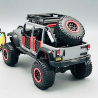 Maisto 1:24 Diecast 2015 Jeep Wrangler Unlimited