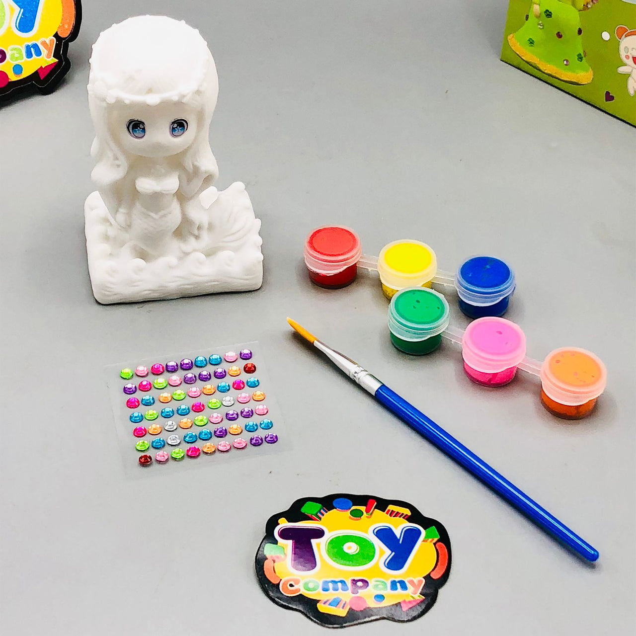 DIY Painting Plaster Doll With Accessories