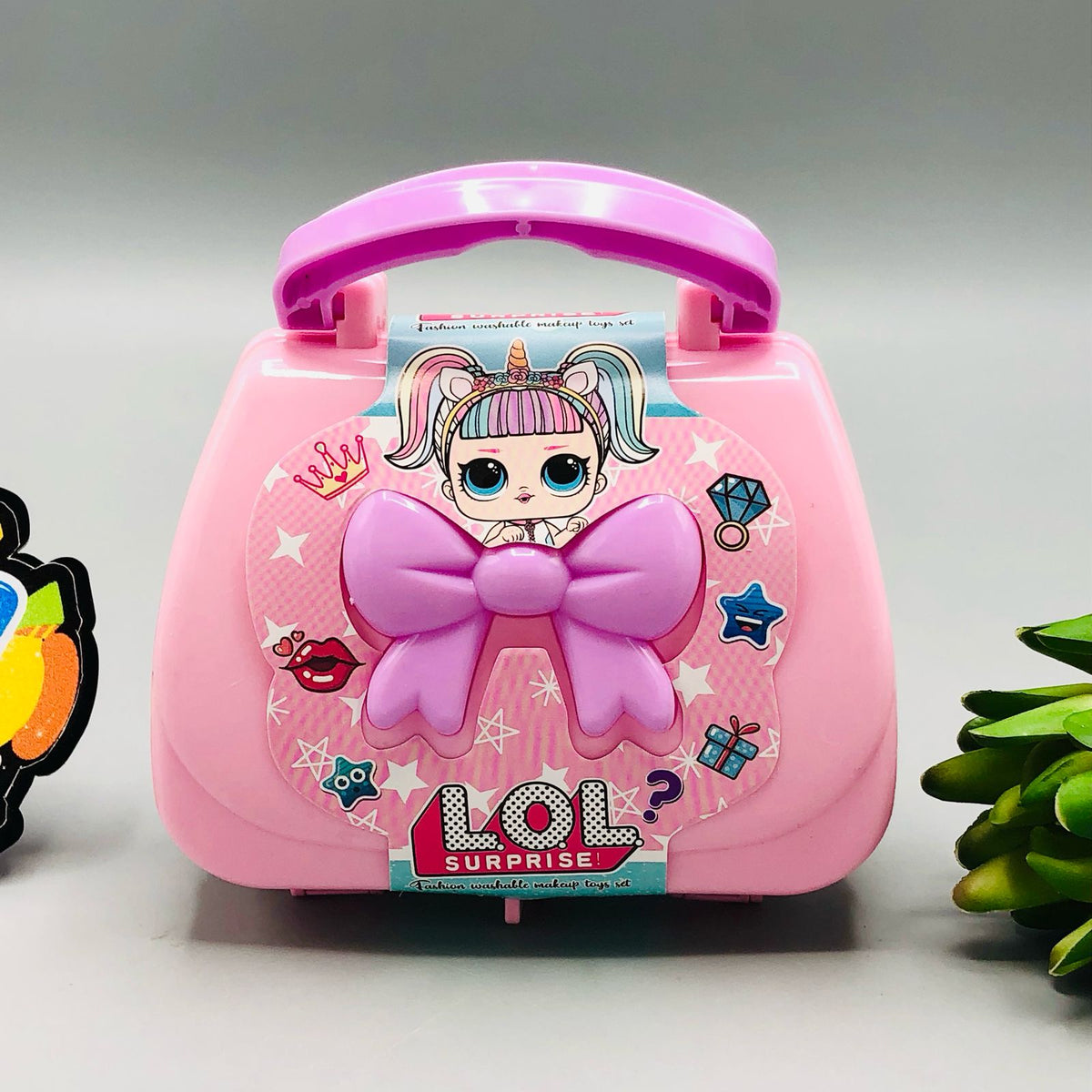 L.O.L Girls Surprise Fashion Purse Toy Set