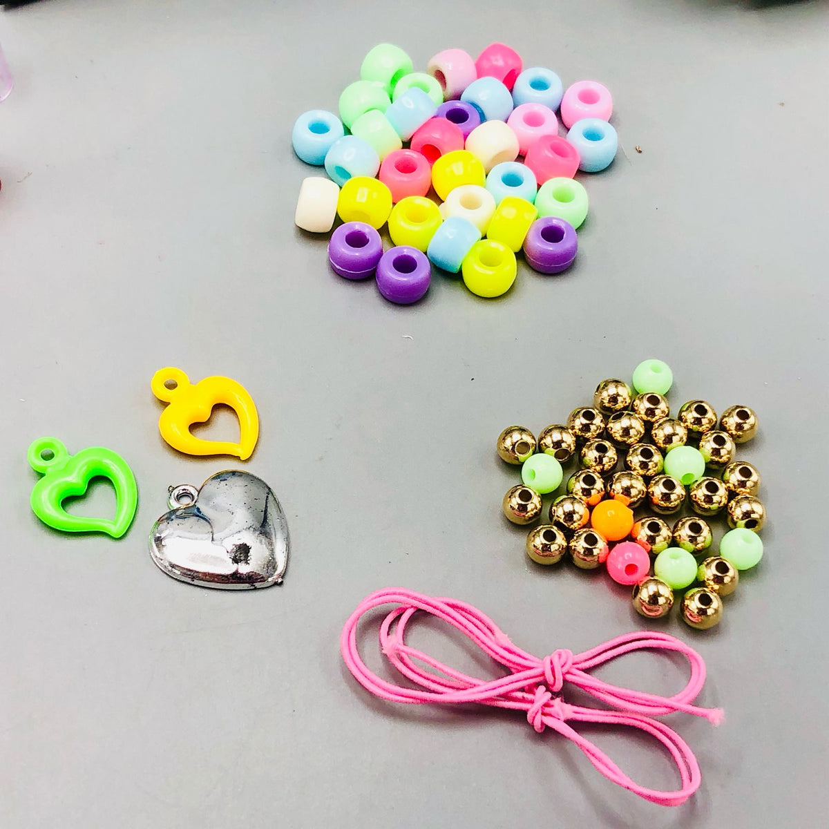 70Pcs DIY Colorful Beads With Unique Pendant