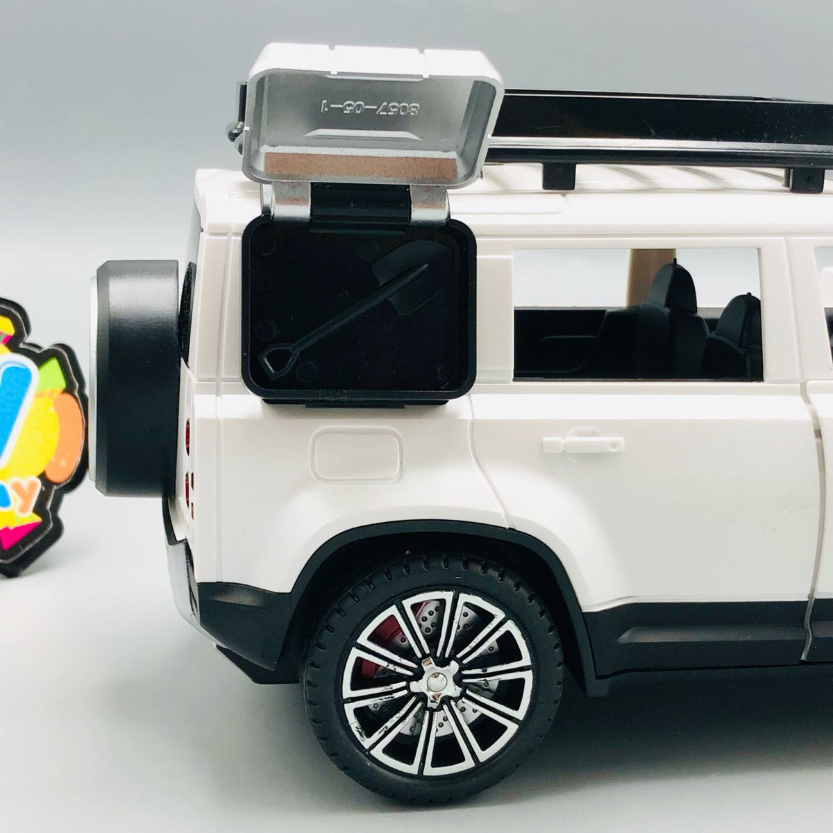 49MHz RC Land Rover Defender Off-Road Vehicle