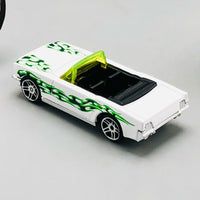 Hot Wheel Diecast Set of 8 Cars with Display Racks