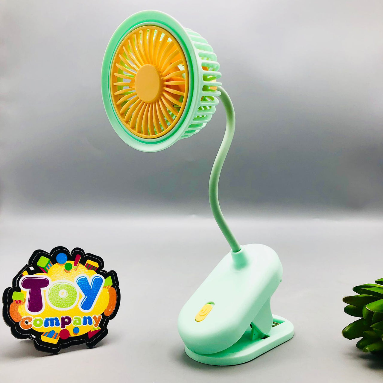 Rechargeable Clip Type Desktop Fan