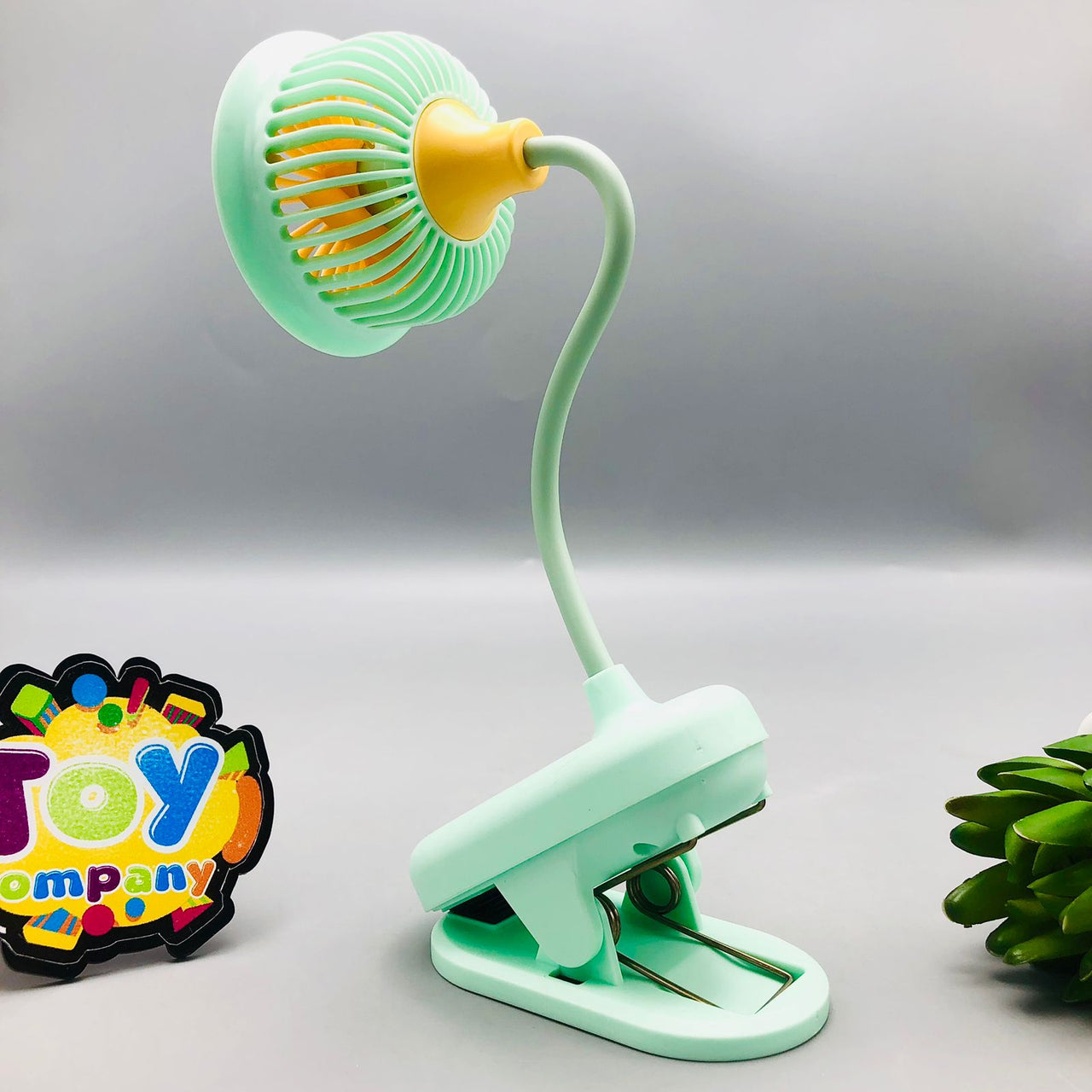 Rechargeable Clip Type Desktop Fan
