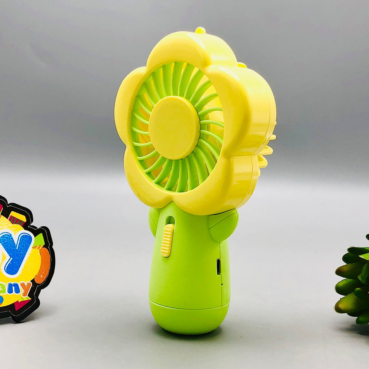 Rechargeable Flower Shaped Mini Fan With USB