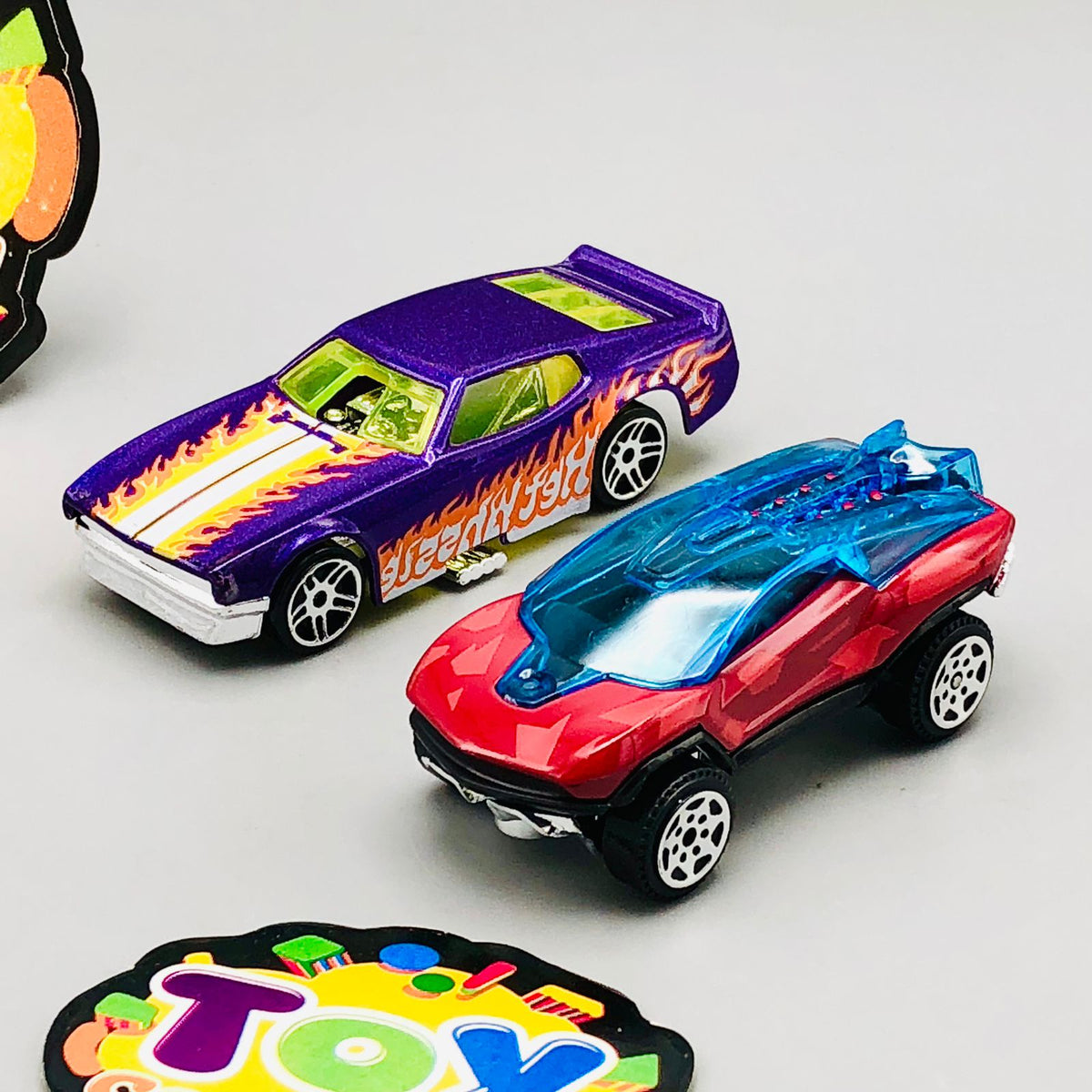 Hot Wheel Diecast Set of 14 Cars with Display Racks
