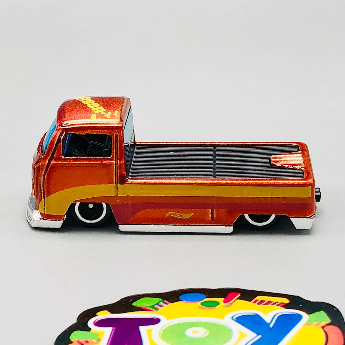 Hot Wheel Diecast Set of 14 Cars with Display Racks