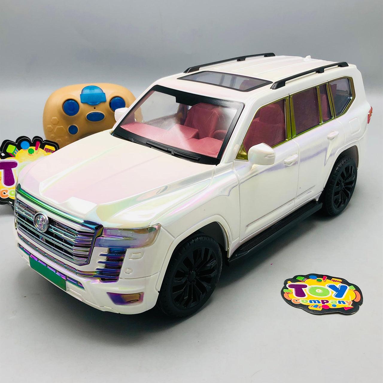 2.4GHz RC 1:10 Land Cruiser Racing Model With Smoke