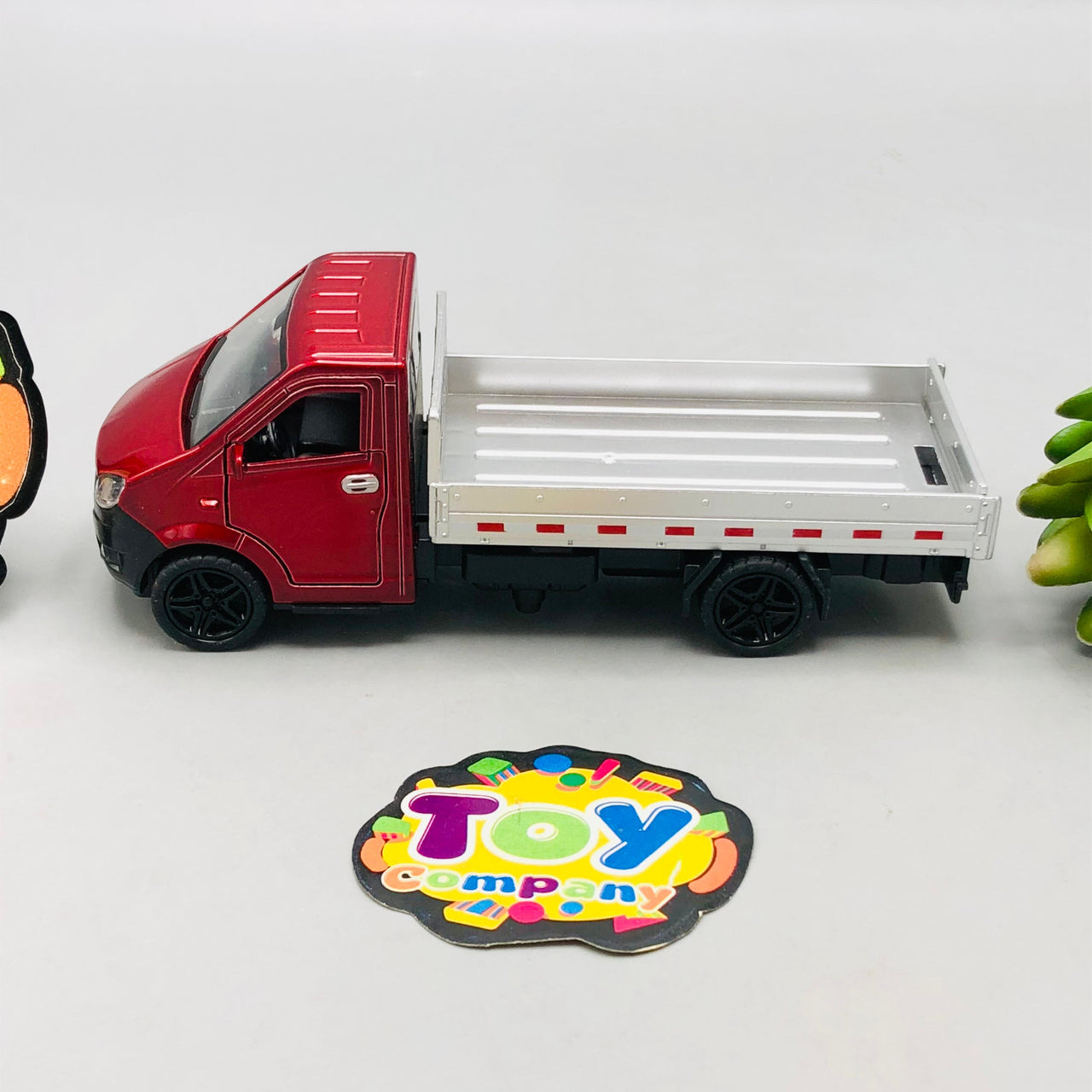 Mini Diecast GAZelle Cargo Trailer Model - 1Pc