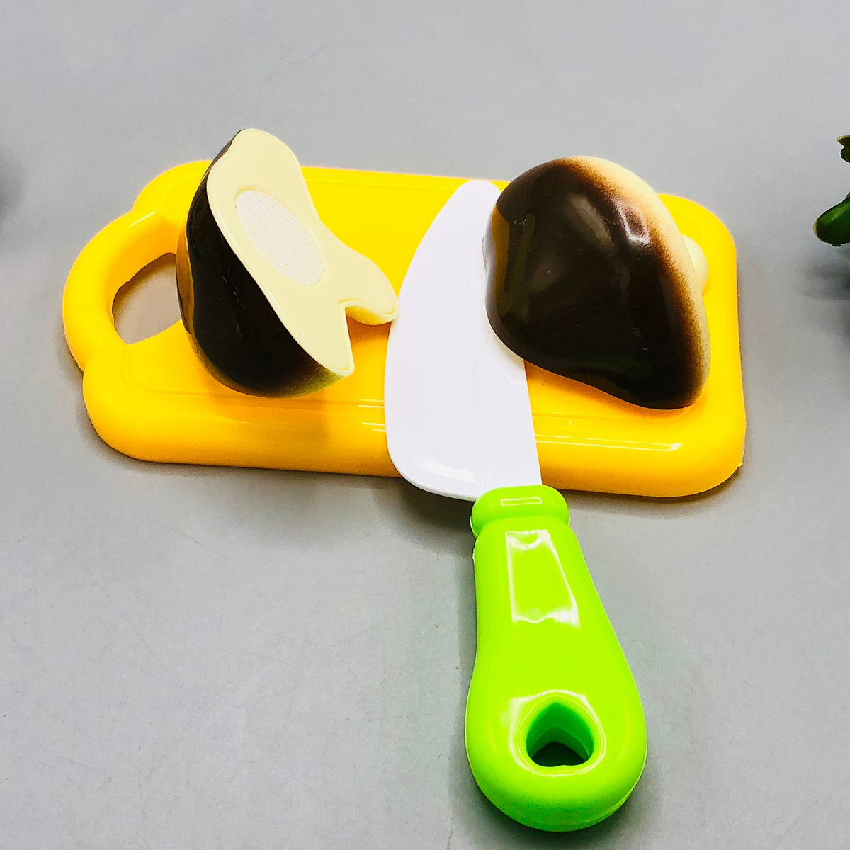 8Pcs Pretend Play Vegetable & Fruit Cutting Set Toy - Assortment