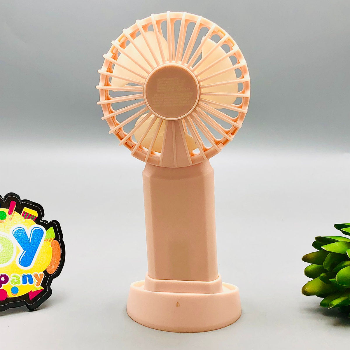 L8 Rechargeable Three Speed Wind Mini Fan