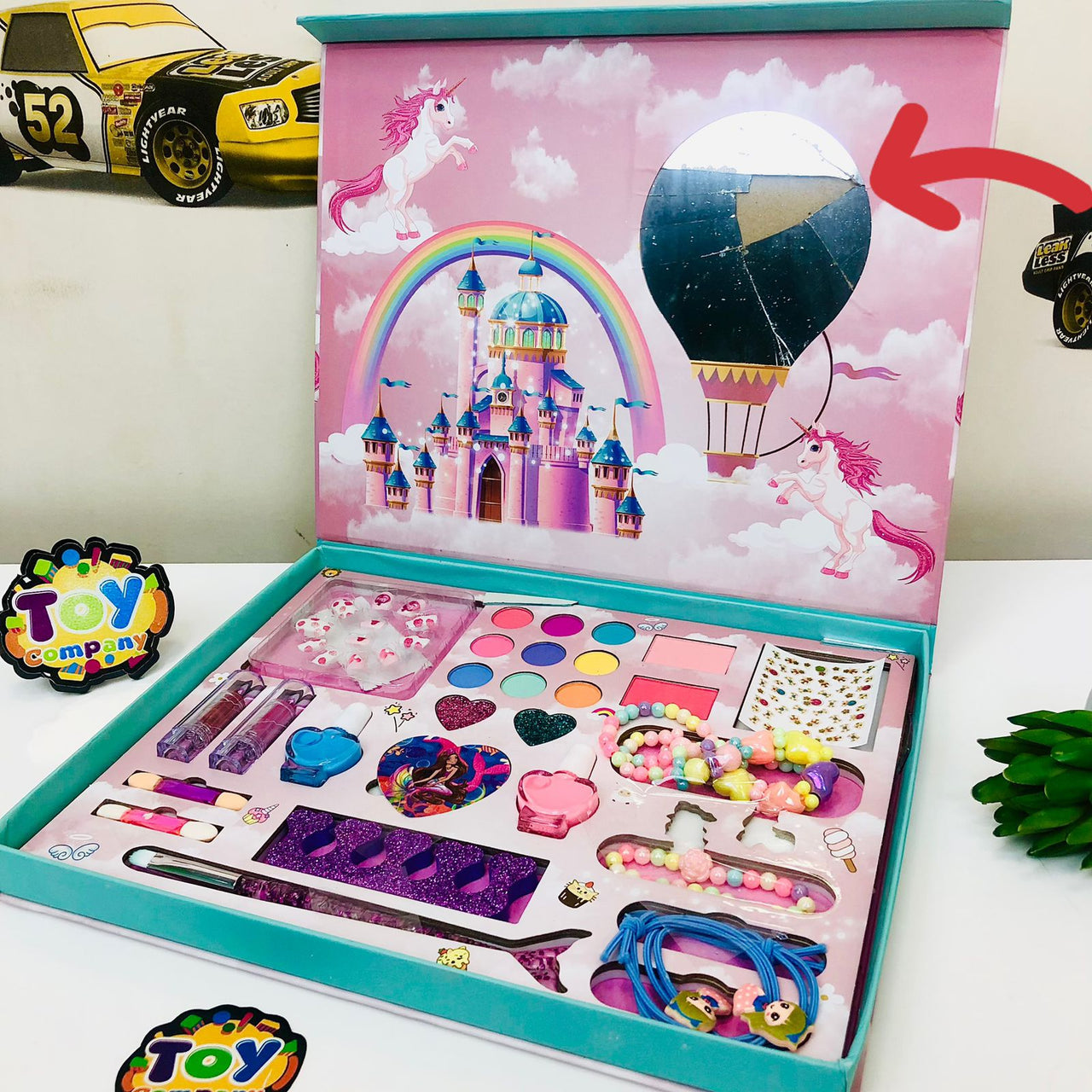 Fantasy Castle Makeup & Jewellery Set - Minor Fault