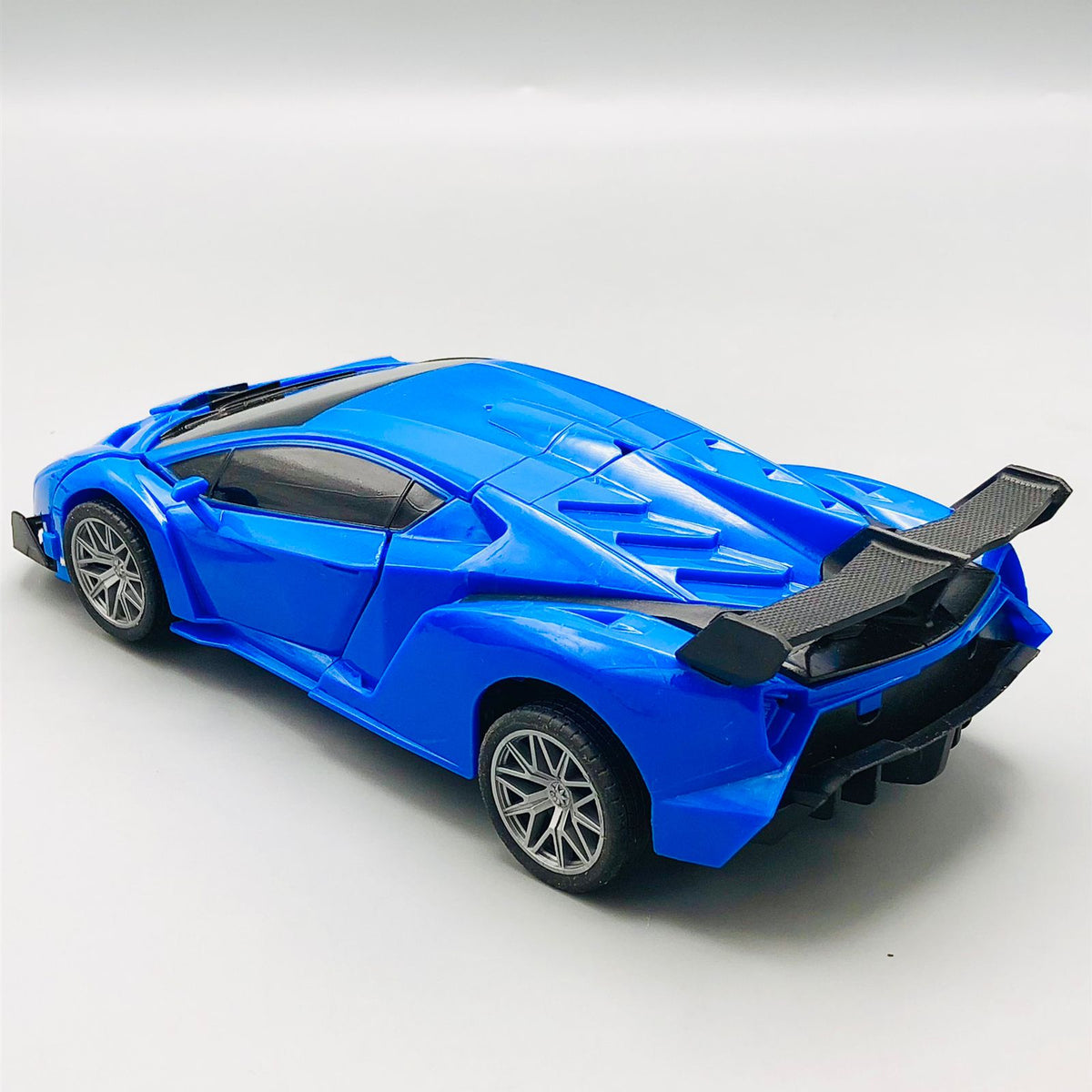1:18 RC Deformation Dancing Robotic Car
