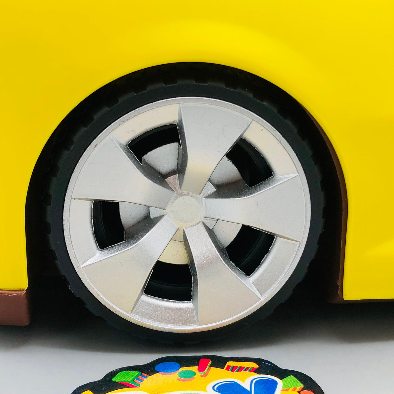 Duck Themed Car Racing Adventure Steering Wheel