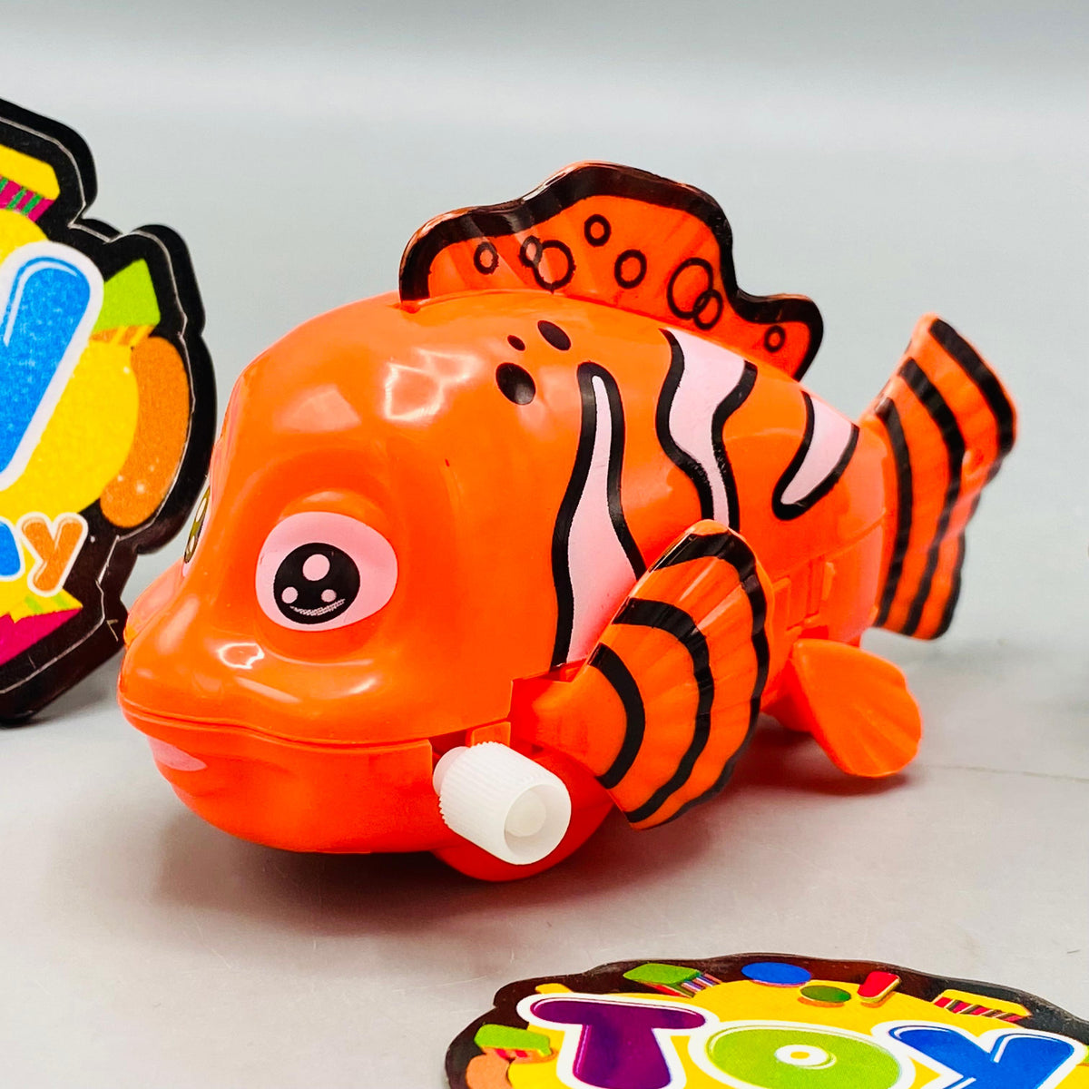 1Pc Wind-up Marine Clown Fish Toy