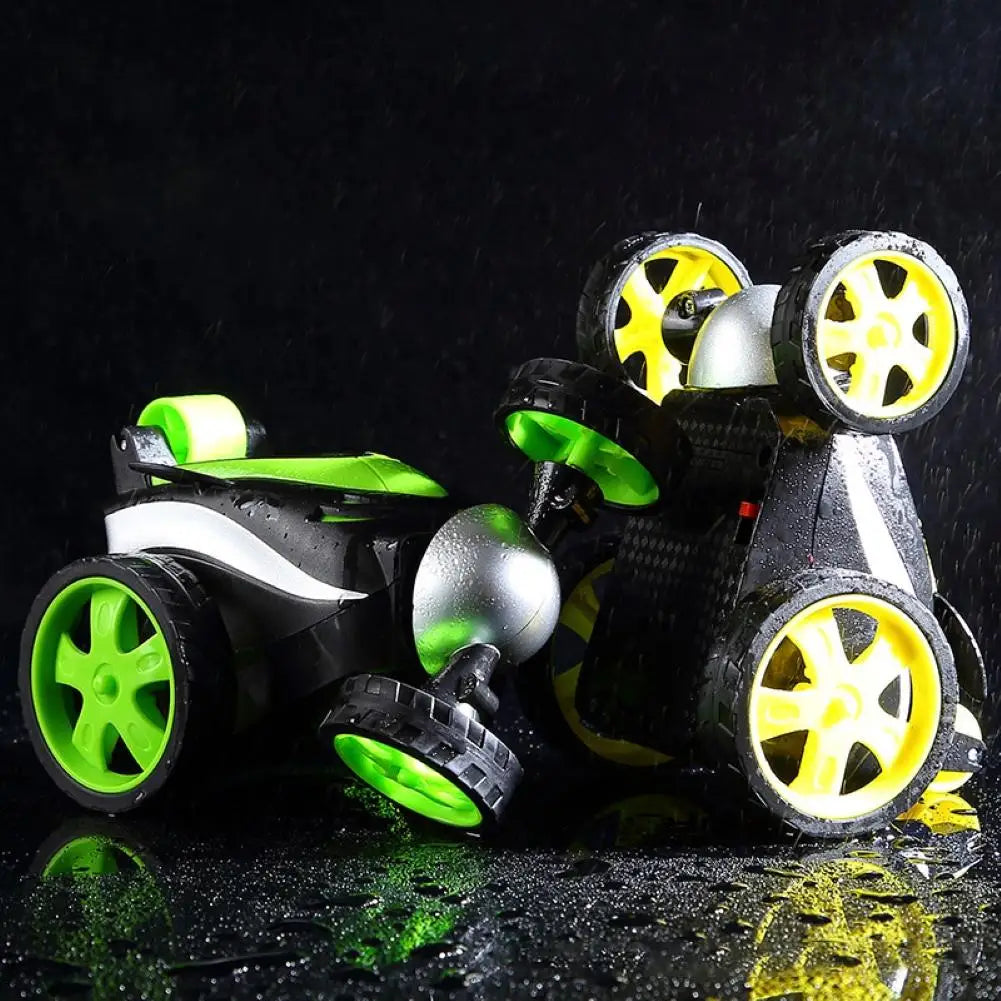 1:24 Wireless RC Stunt Car