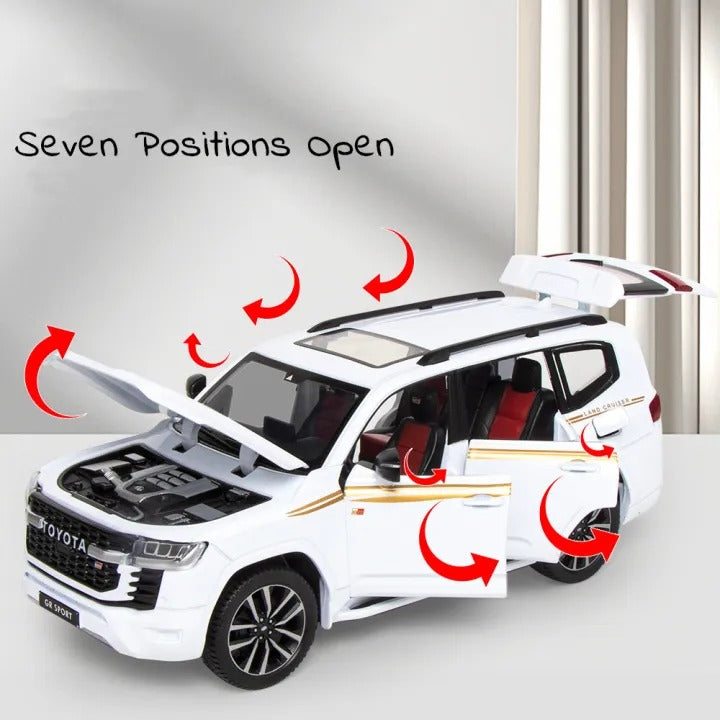 1:24 Diecast Toyota Land Cruiser GR Sport With Miniature