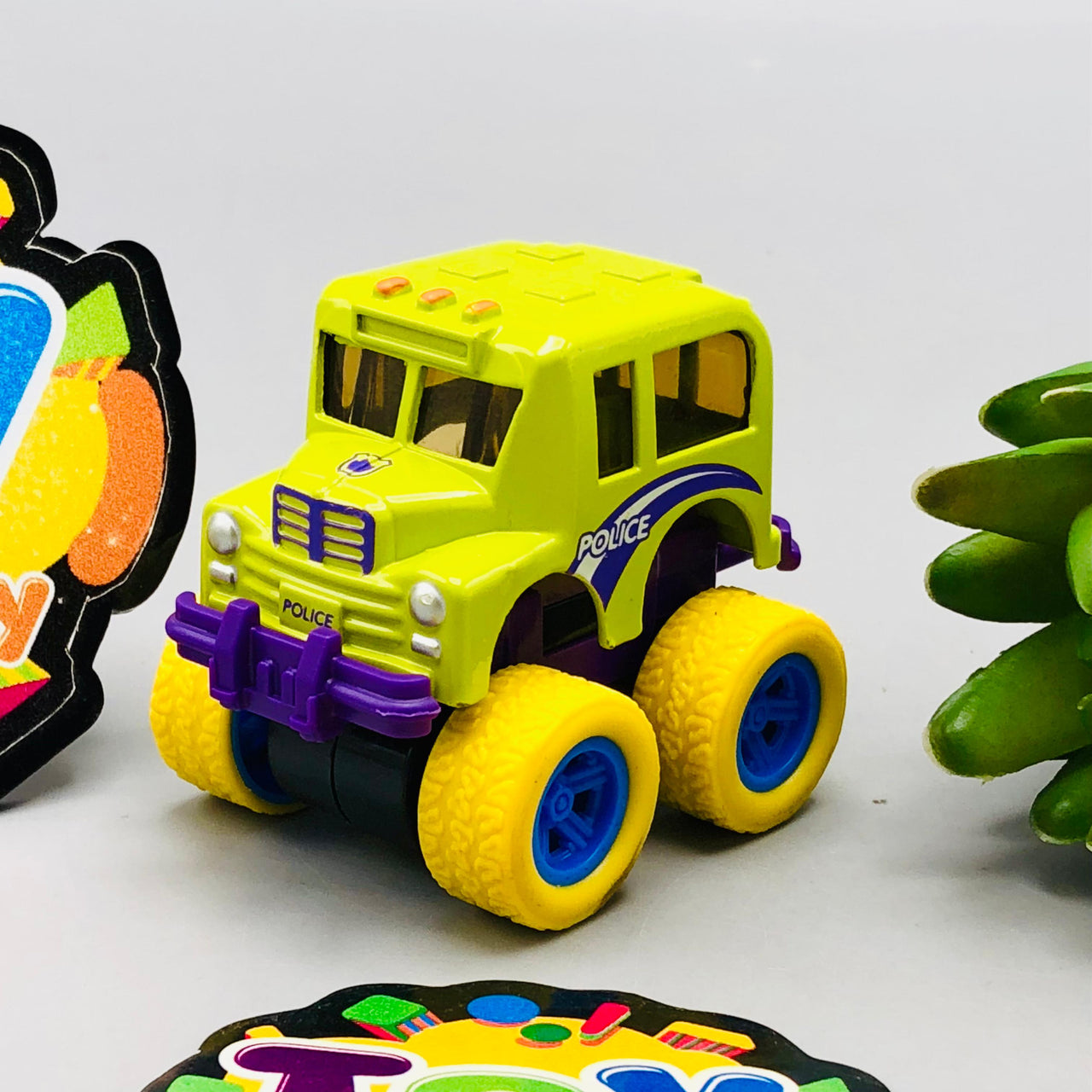 1Pc Cute Mini Diecast Pullback Racing Car - Assortment