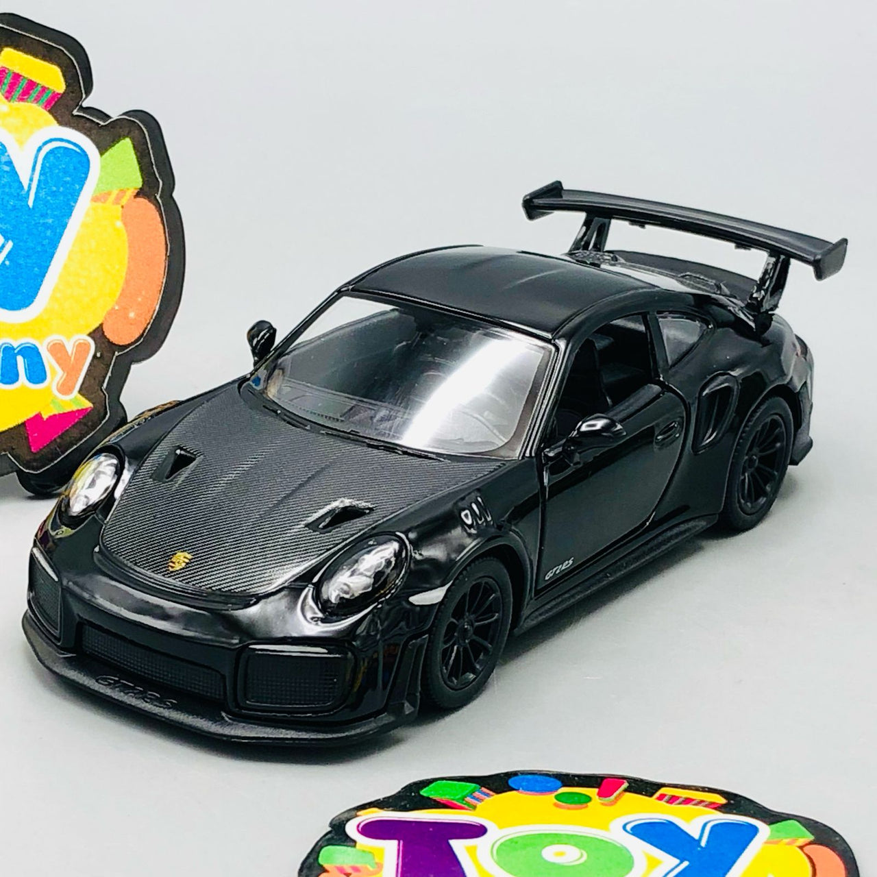1:36 Kinsmart Porsche 911 GT2 RS