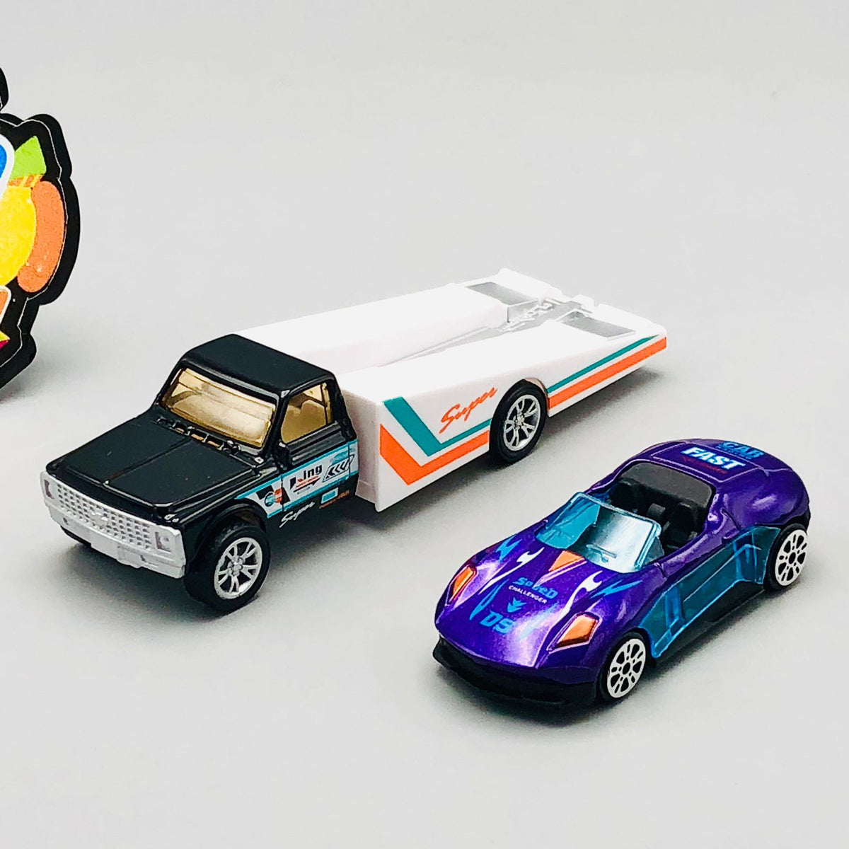 Hot Wheel Diecast Car With Trailer - 6Pcs