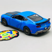 1:38 Kinsmart 2024 Ford Mustang Dark Horse