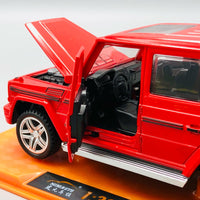 1:32 Diecast AMG G65 With Acrylic Display Box - Red