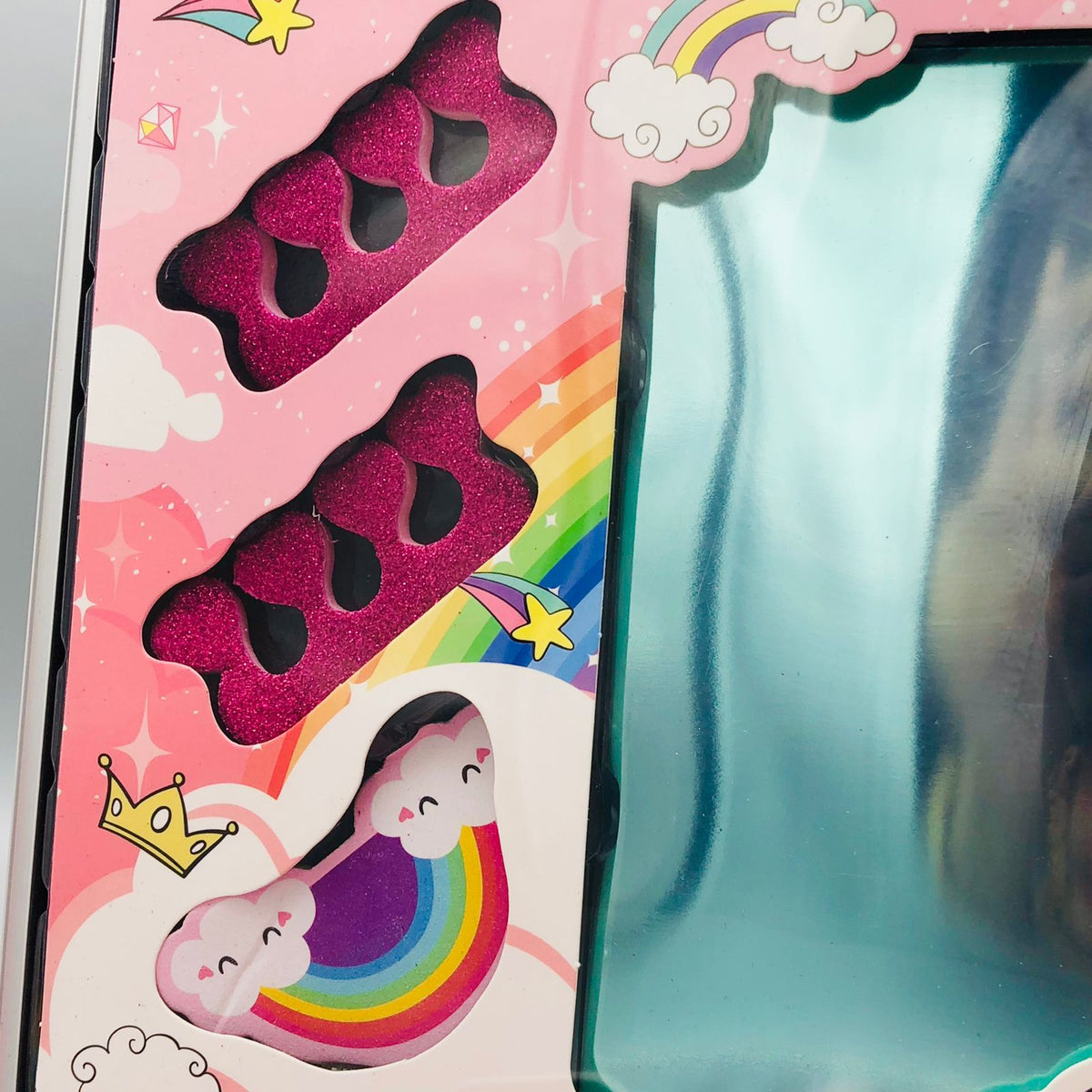 40Pcs Realistic Unicorn Cosmetic Suitcase