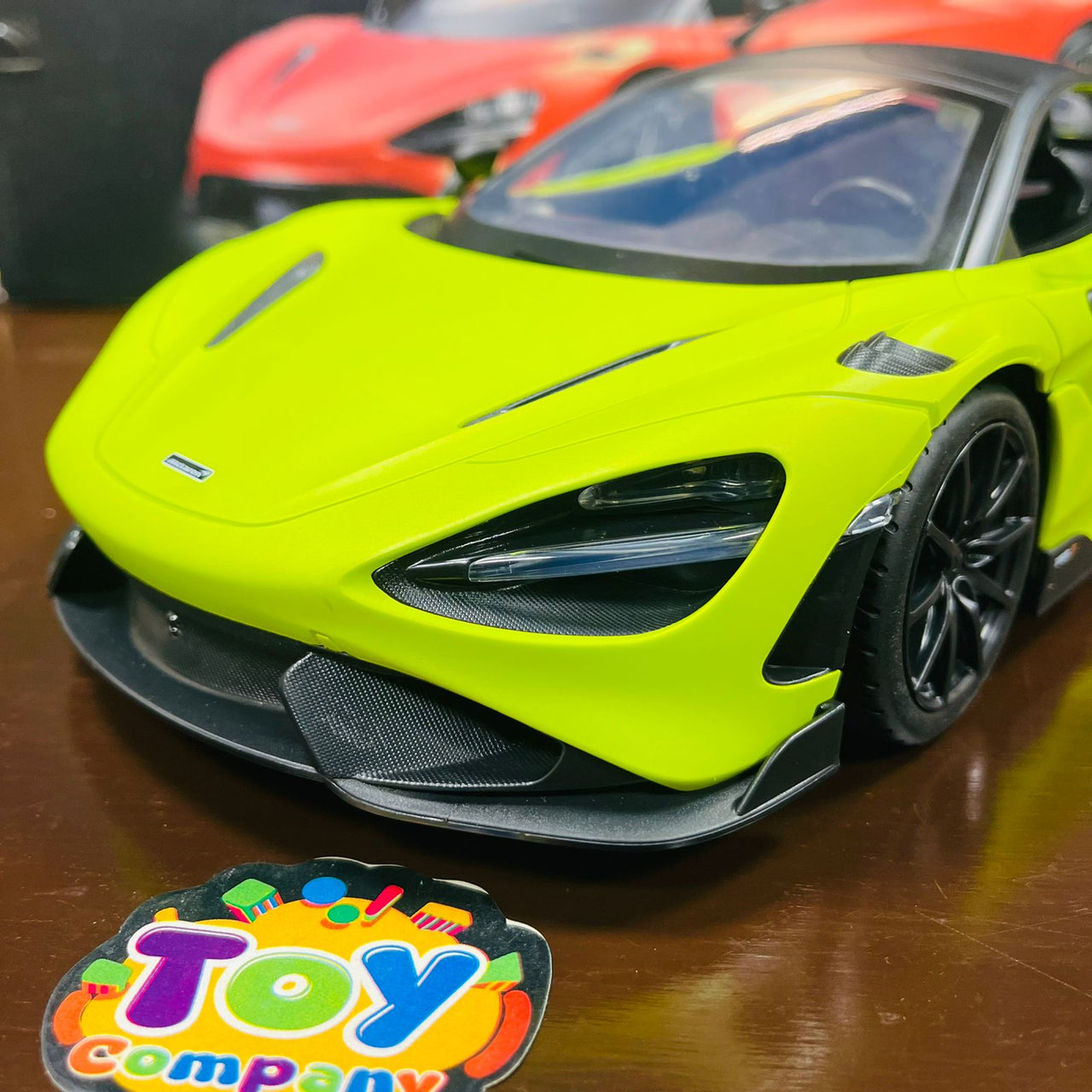 2.4GHz 1:12 RC Mclaren 765 LT Model