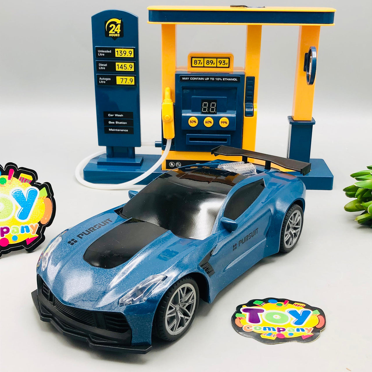 2.4GHz RC Electric Crazon Smoke Car With Petrol Station