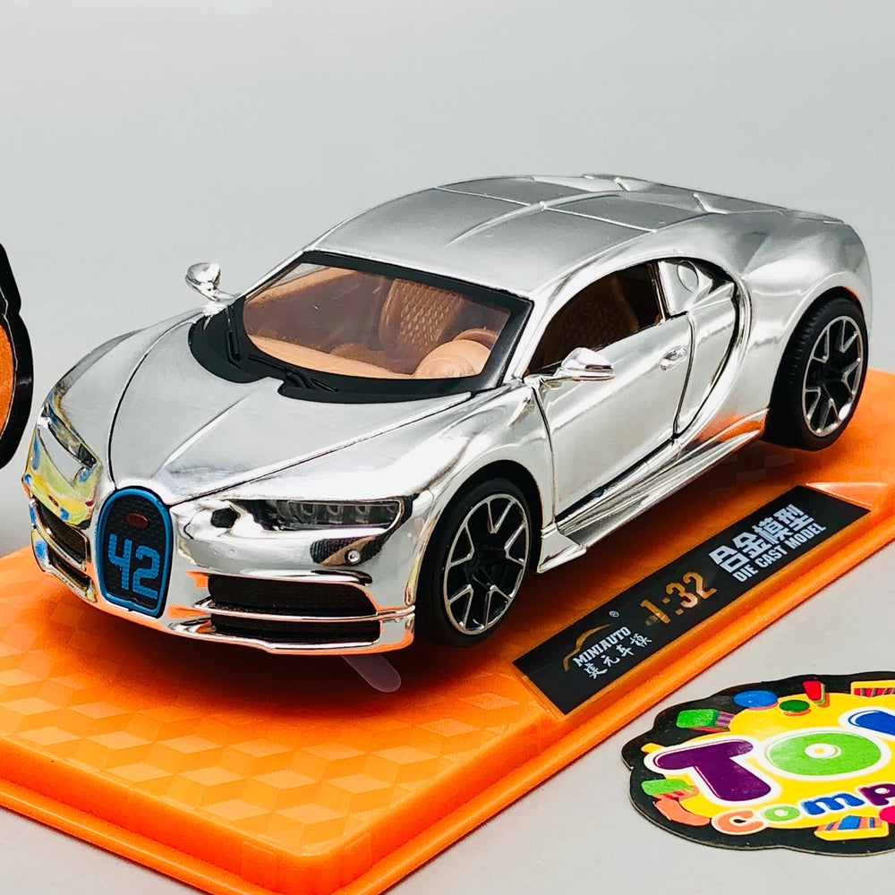 1:32 Diecast Bugatti Chiron With Acrylic Display Box - Glossy Silver