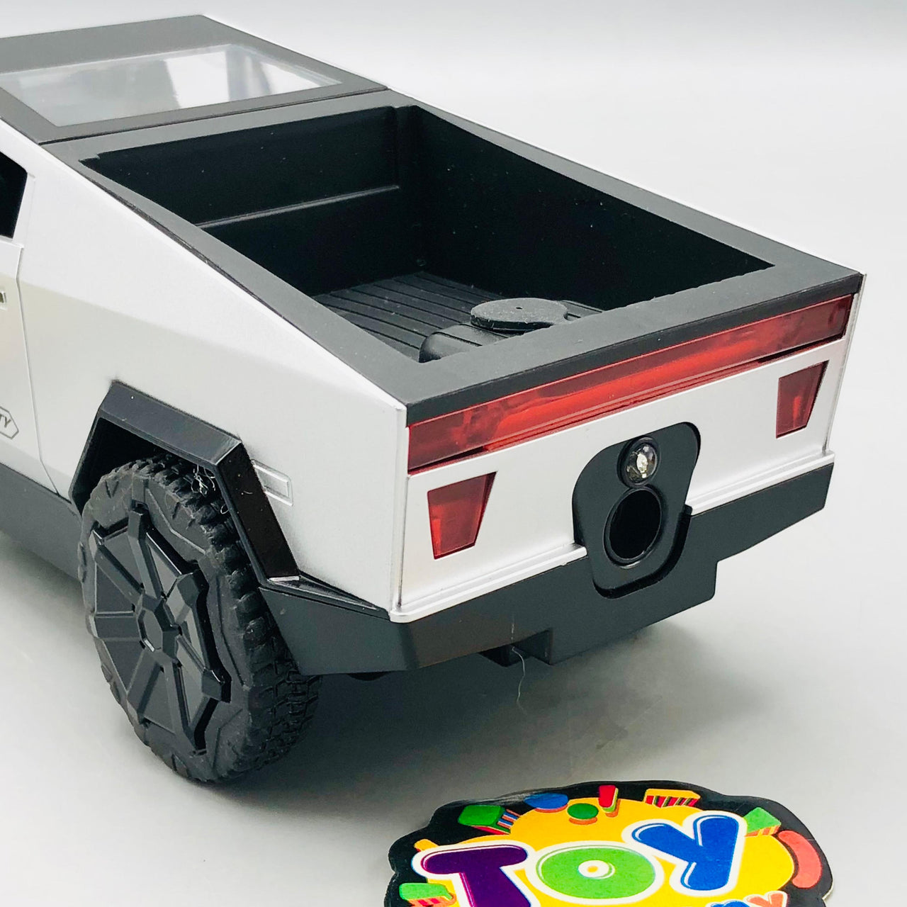40MHz RC Tesla Pickup Truck With Smoke