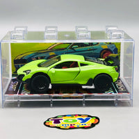 1:64 Diecast McLaren With Acrylic Display Box - Green