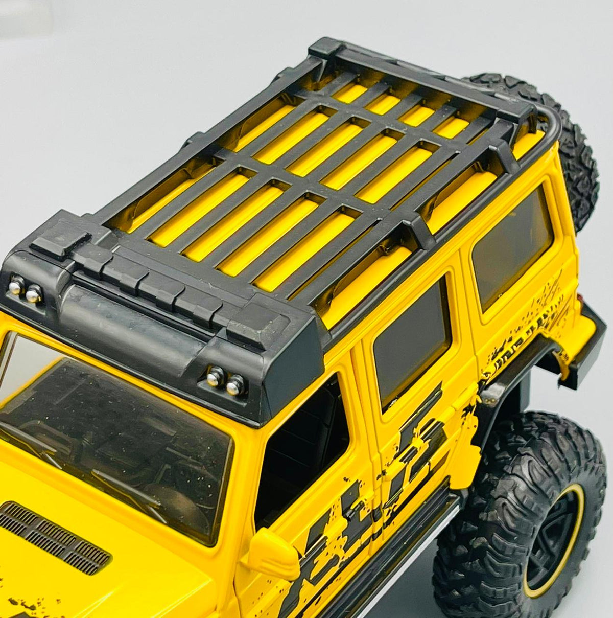 Diecast 1:24 Big Wheels Model Jeep