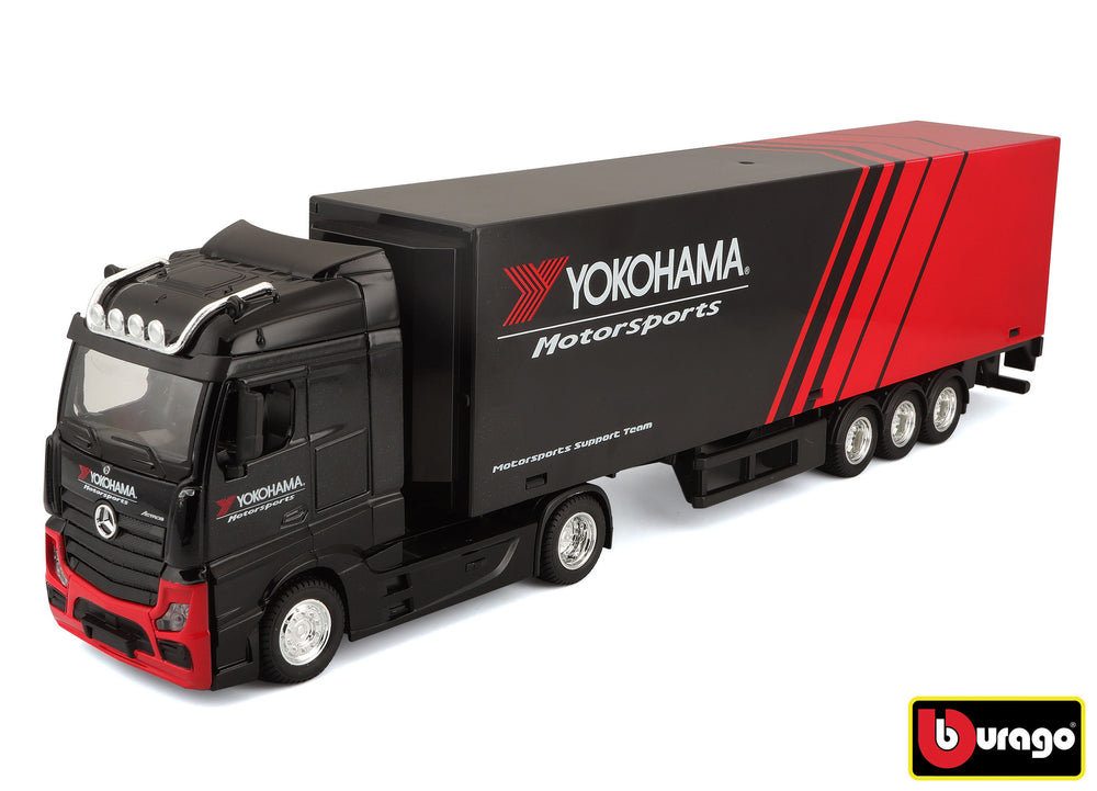 1:43 Bburago Street Fire Yokohama Hauler with Trailer