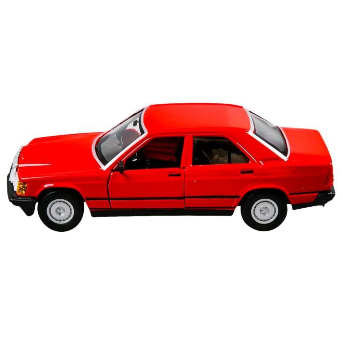 Bburago 1:24 Diecast Mercedes Benz 190E - Red