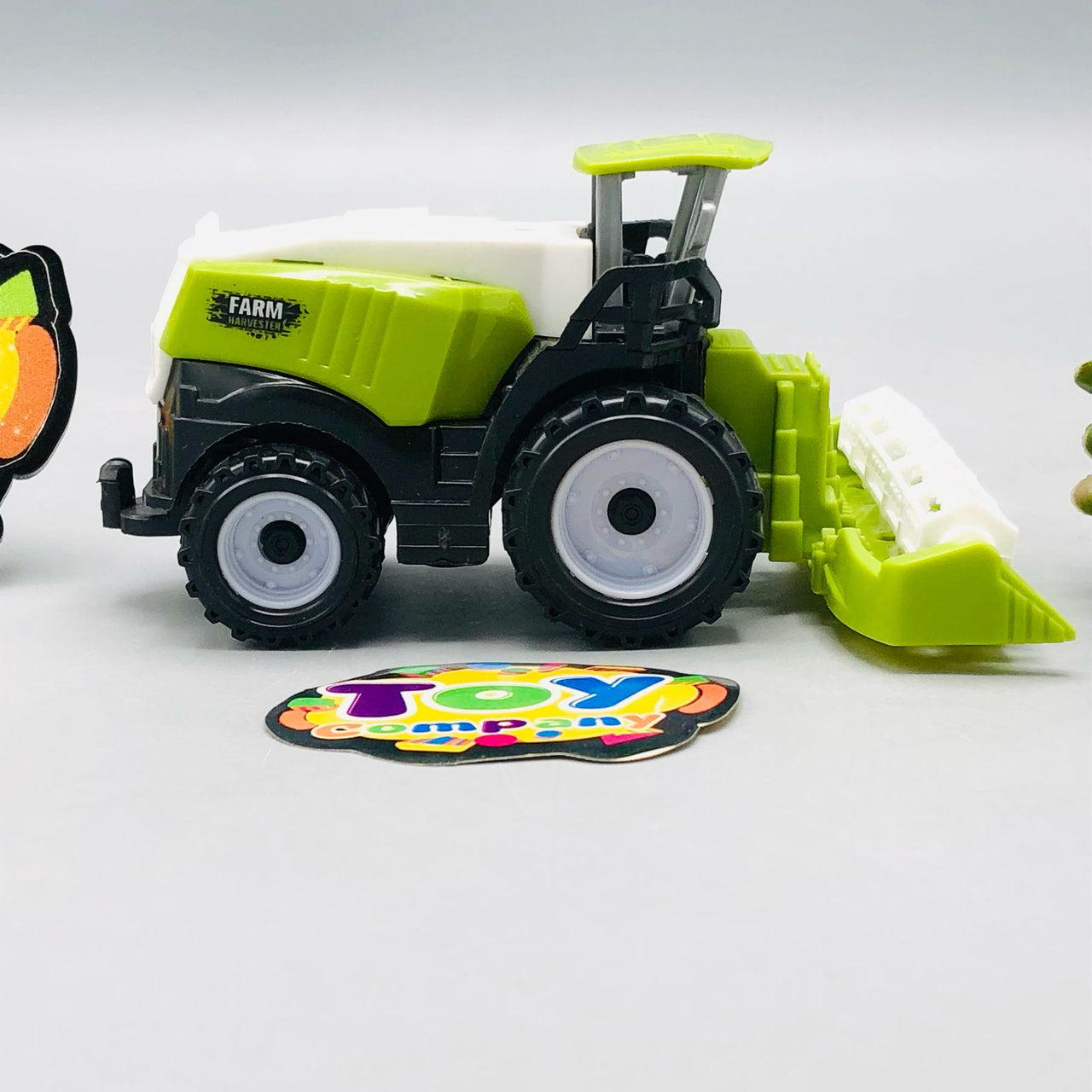 1Pc ABS Mini Farmer Harvester Truck