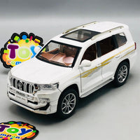 1:24 Diecast Land Cruiser Prado Model Car - Minor Fault