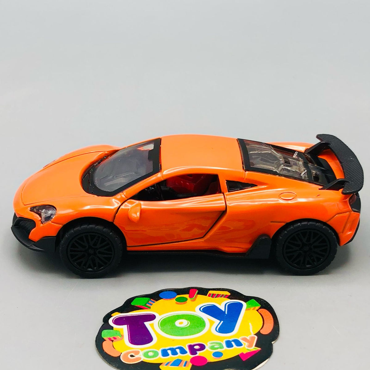 1:36 Diecast Mini Pullback McLaren 675LT Model Car