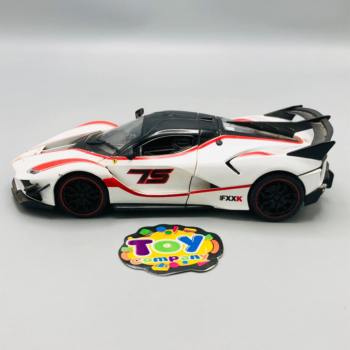 1:24 Diecast Ferrari FXX-K Sports Model Car - Minor Fault