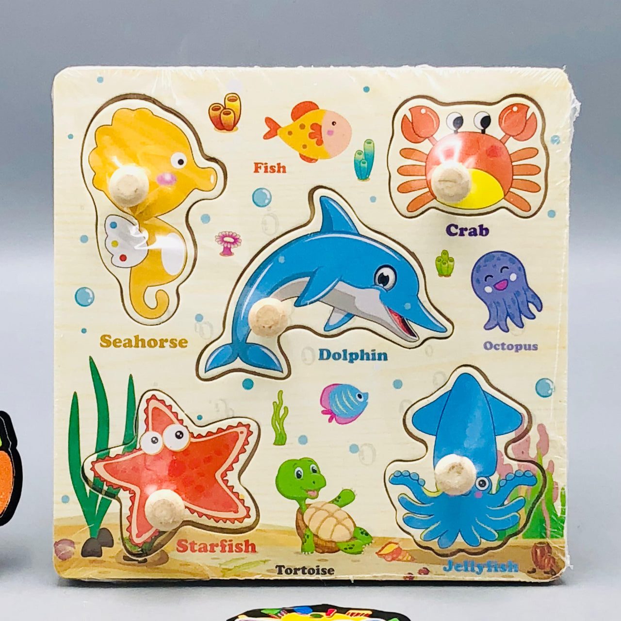 Wooden Ocean Animal Themed Puzzle Board With Knobs